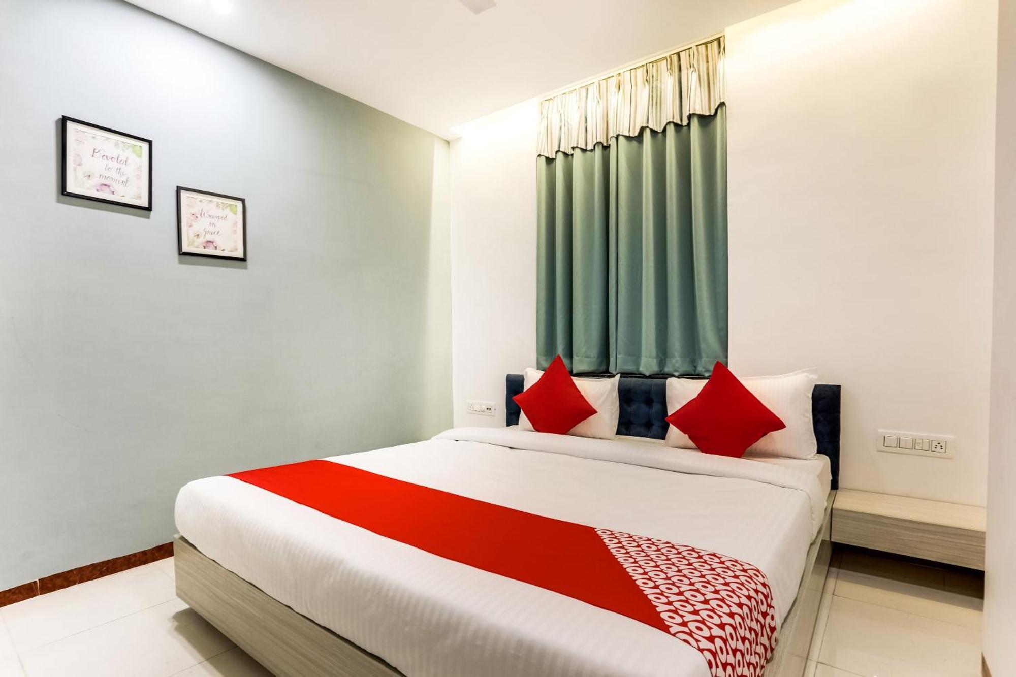 Hotel O Omkar インドール エクステリア 写真