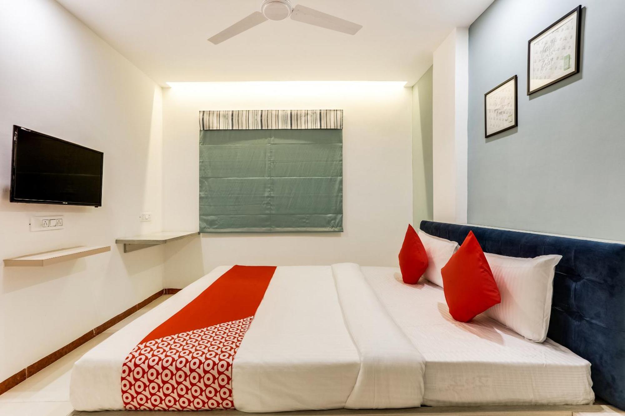 Hotel O Omkar インドール エクステリア 写真